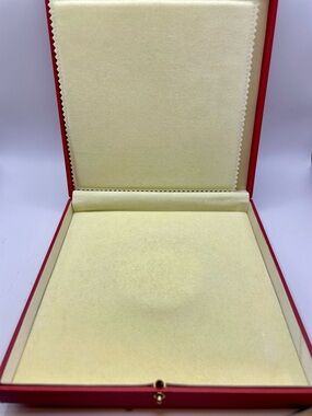 Gumps Faux Leather Necklace Jewelry Hinged Presentation Box in Cream and Red